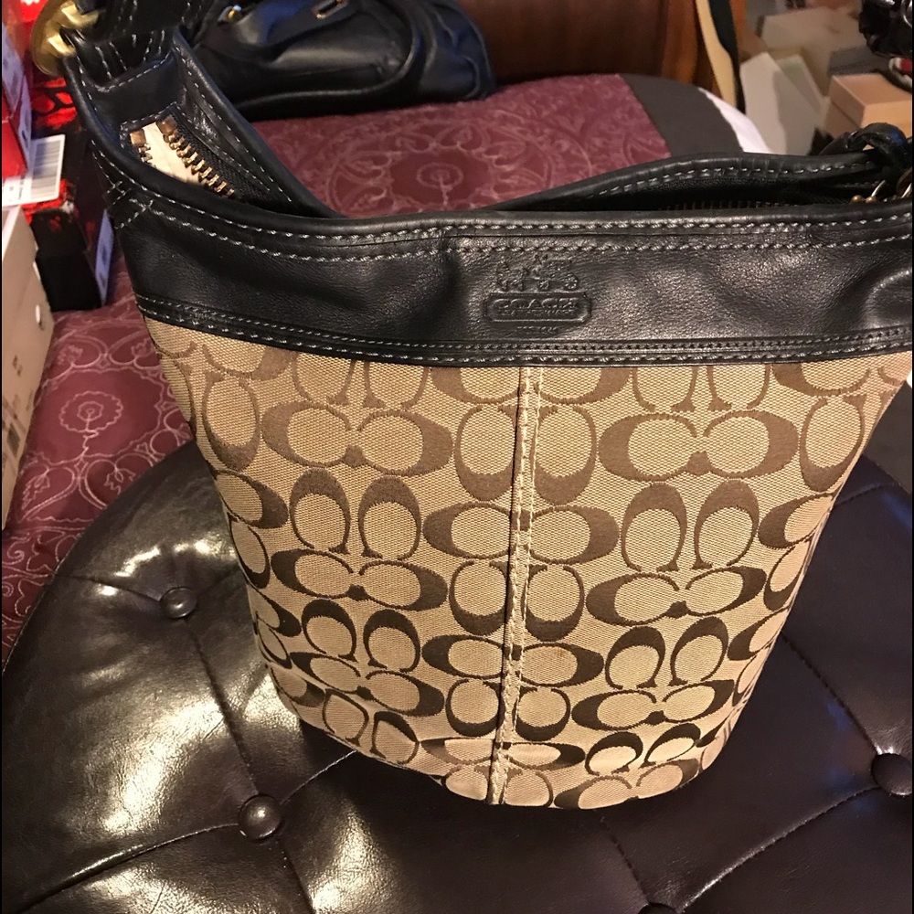 Coach logo shoulder/crossbody bag